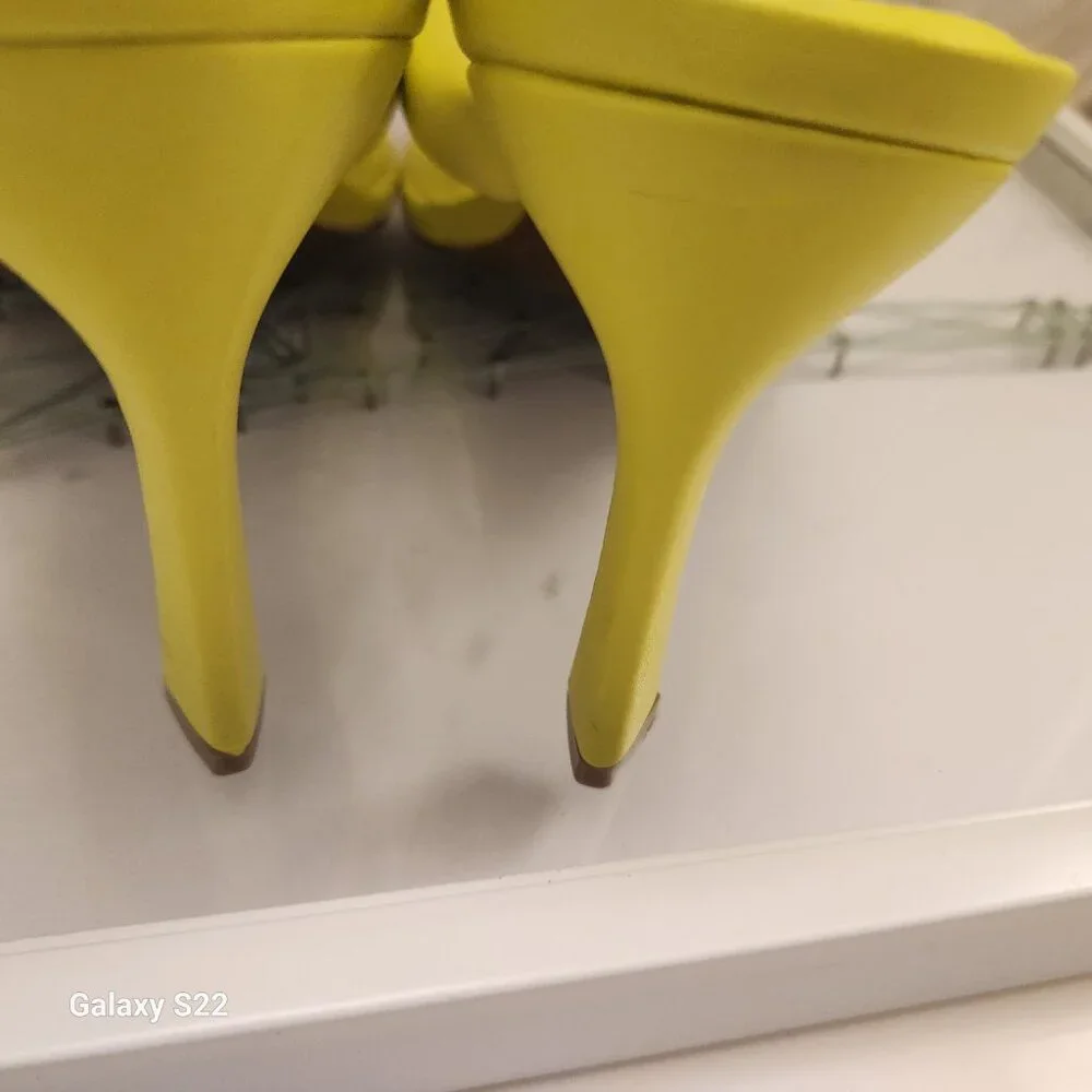 INC International Concepts Yellow Sandals - Picture 8 of 12